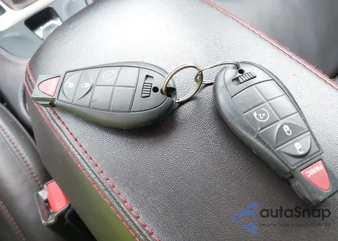 2015 Jeep Cherokee Trailhawk from USA, damaged, VIN 1C4PJMBS8FW575759